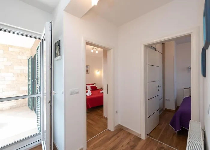 Vila Casa Ruza 300 Meters From The Sea - By Ta Leut *