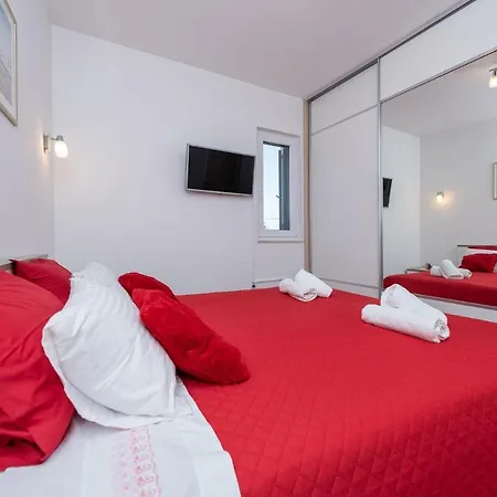 Casa Ruza - By Ta Leut Agency Privlaka (Zadar)